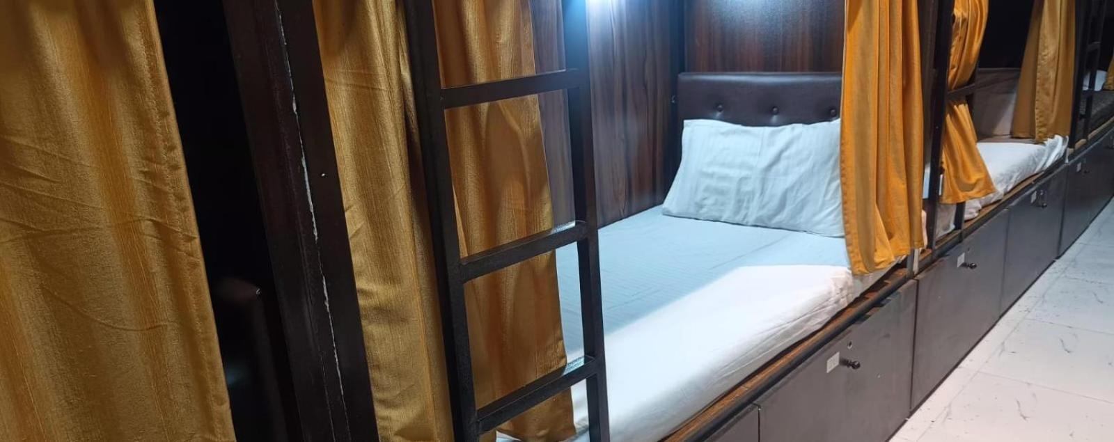 Hotel Golden View Dormitory Bombay Exterior foto