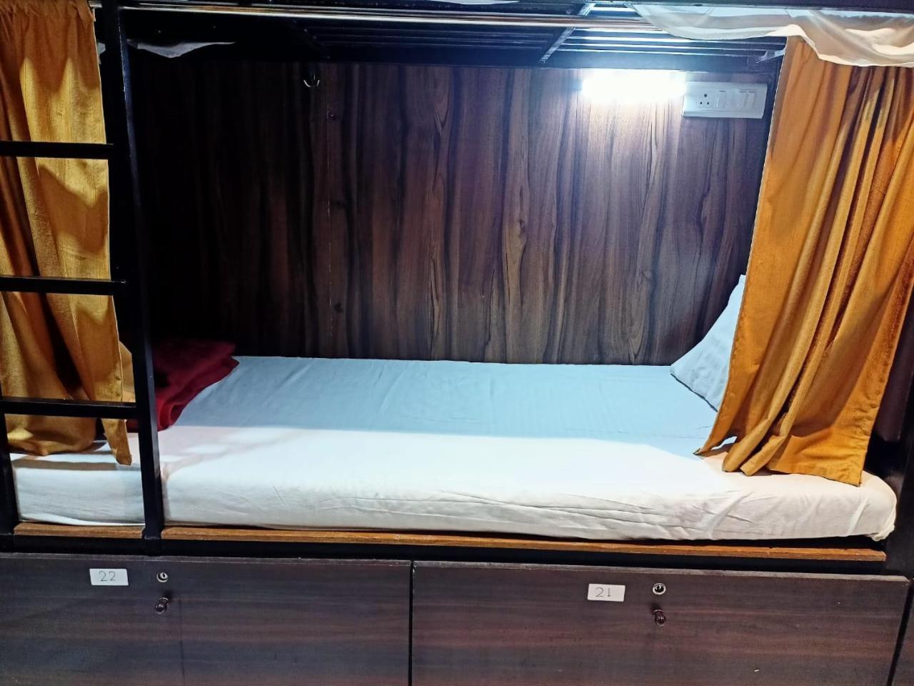 Hotel Golden View Dormitory Bombay Exterior foto